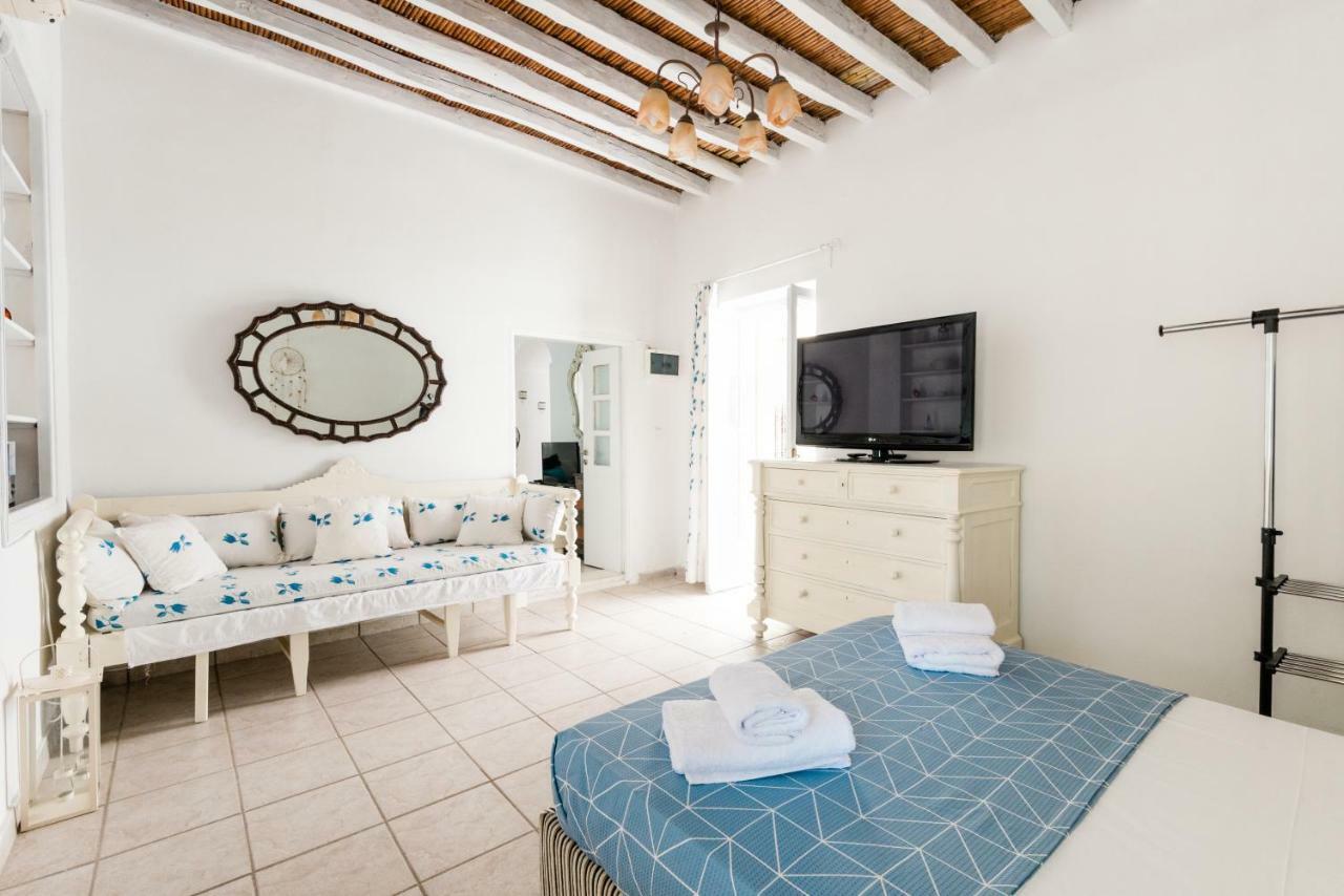 Gala Home Traditional House Galanado Екстериор снимка