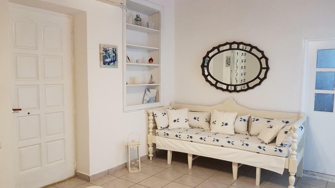 Gala Home Traditional House Galanado Екстериор снимка