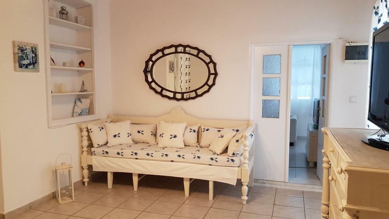 Gala Home Traditional House Galanado Екстериор снимка